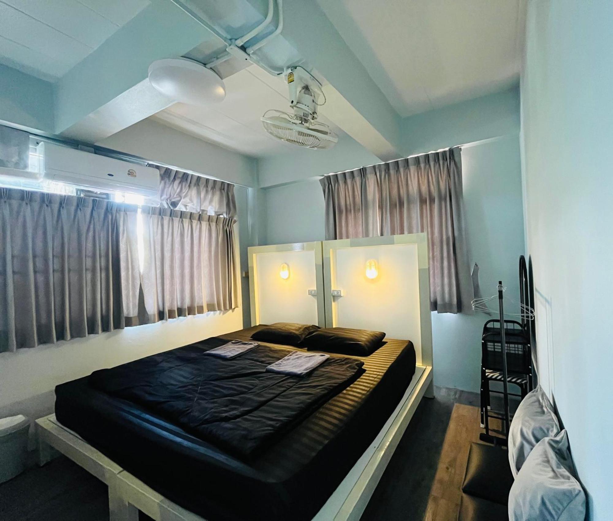Patone Hostel Phra Nakhon Si Ayutthaya Luaran gambar